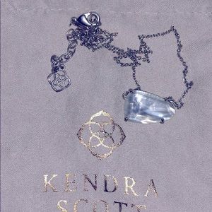 Kendra Scott necklace